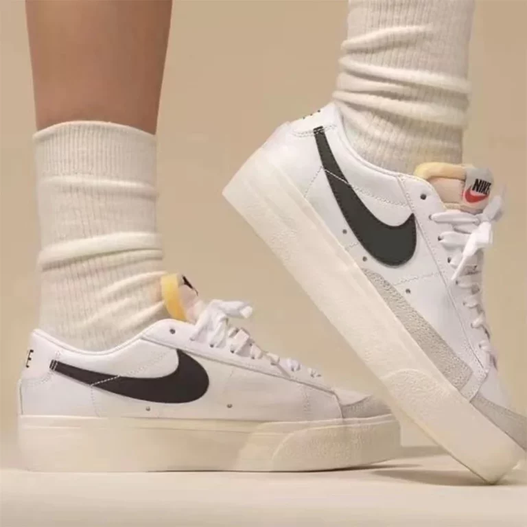 Nike blazer platform. Nike Blazer Low platform White. Nike Blazer Low platform. Nike Blazer Low platform женские. Nike Blazer Low platform высокие.